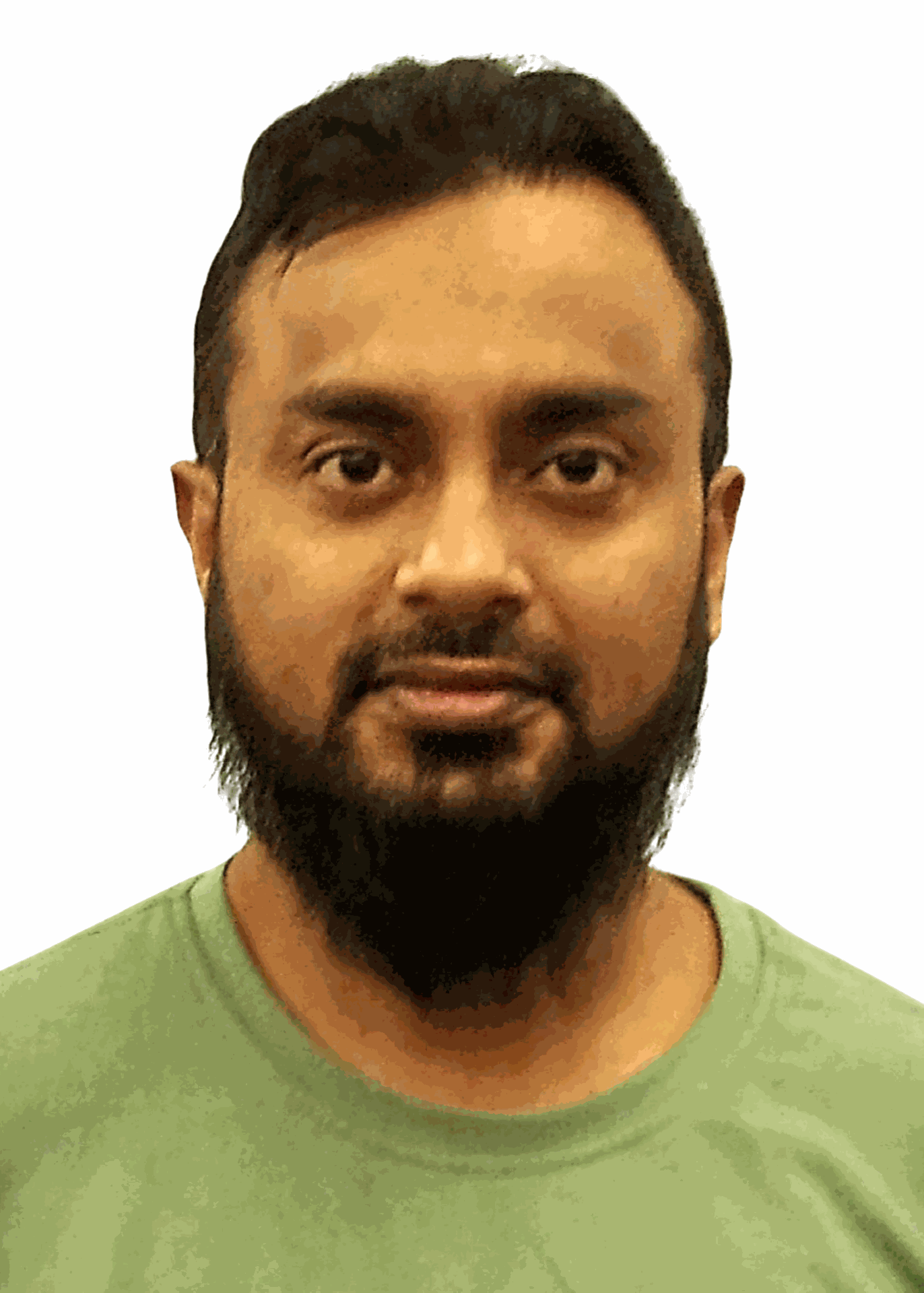 Pilgrim sharing heartfelt testimonial about their seamless, spiritually uplifting Hajj 2025 journey with dedicated care and premium services by Al Syed Tours.